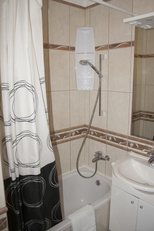 Apartments Mirage Новалья Экстерьер фото